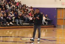 Rider Alum Dareick Barr Speaks to Students